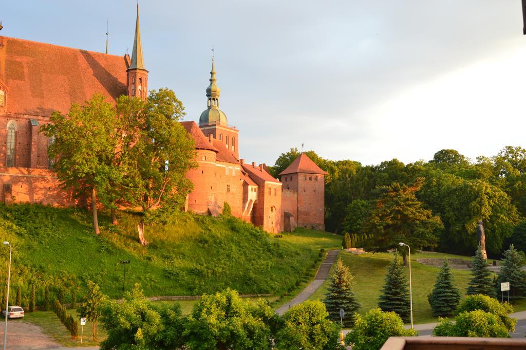 Pod Wzgórzem Bed&Breakfast Frombork Habitación foto