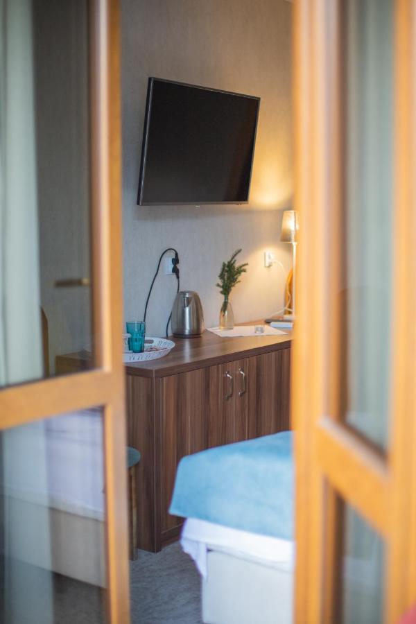Pod Wzgórzem Bed&Breakfast Frombork Exterior foto